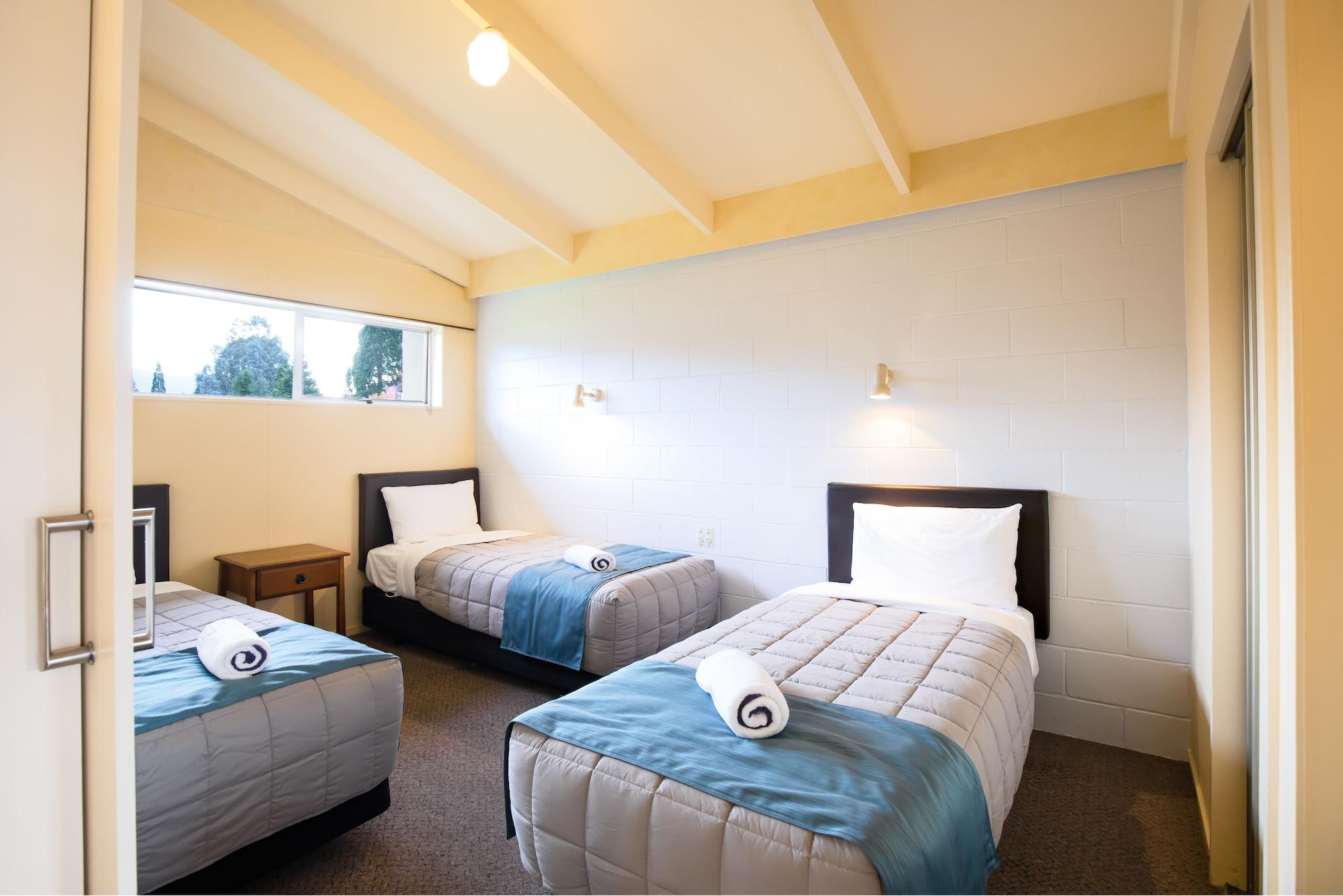 Alpine View Motel Te Anau Exterior photo