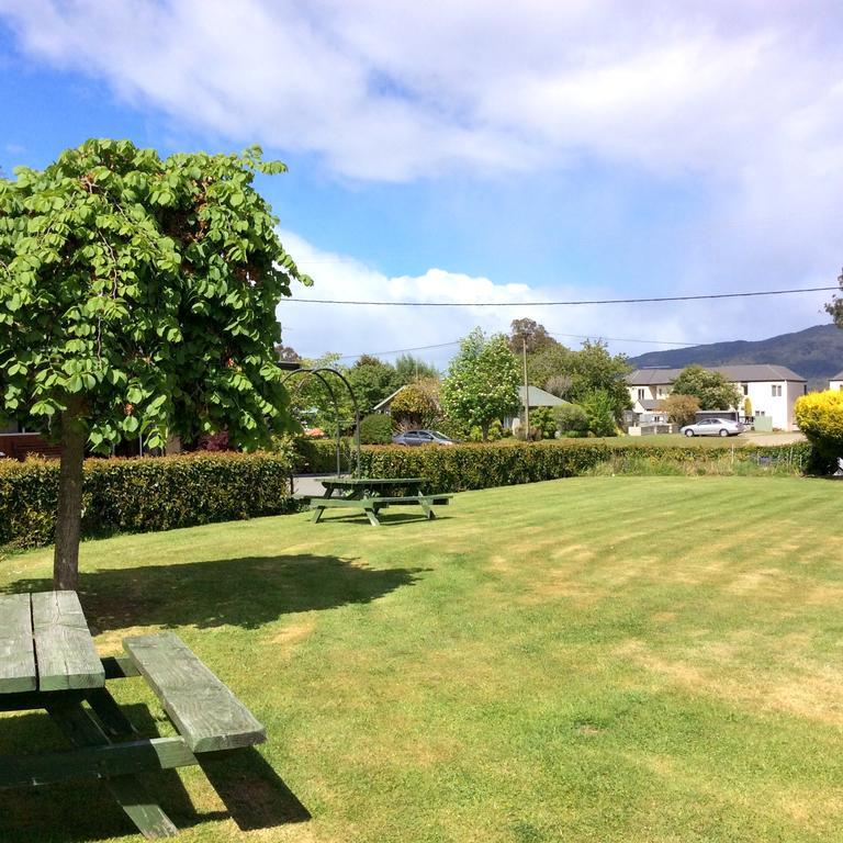 Alpine View Motel Te Anau Exterior photo