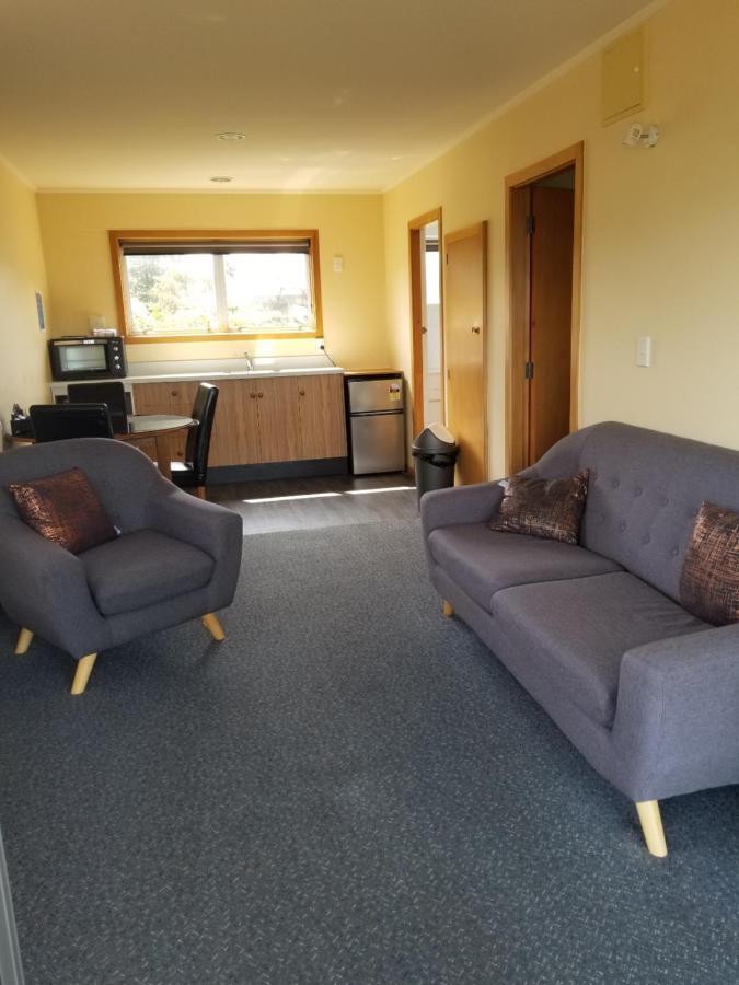 Alpine View Motel Te Anau Exterior photo